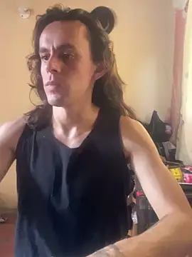 Snapshot of monroedelrey chatting on 10-17-25, 02:52 monroedelrey online show from 10-17-25, 02:52