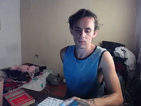 Snapshot of monroedelrey chatting on 10-28-25, 08:00 monroedelrey online show from 10-28-25, 08:00