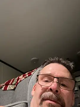 Rivers421 online show from 06-12-26, 03:27
