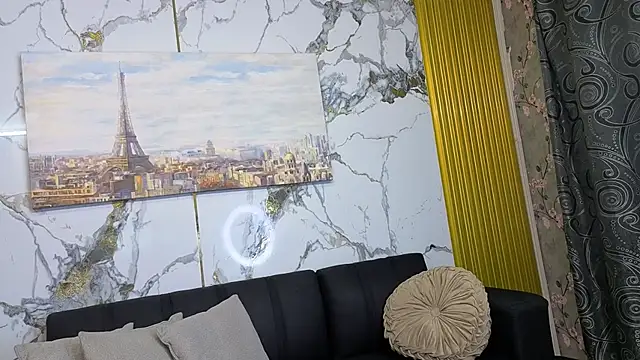 Nahomy Smiths aws online show from 12-02-25, 09:32