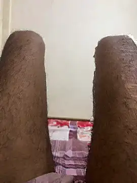 mallu-booy online show from 09-28-25, 02:22