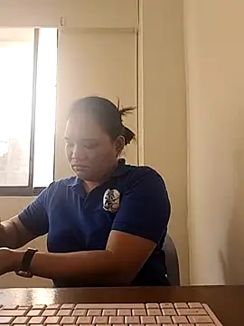 Snapshot of NestleGirl22 chatting on 04-06-26, 06:03 NestleGirl22 online show from 04-06-26, 06:03