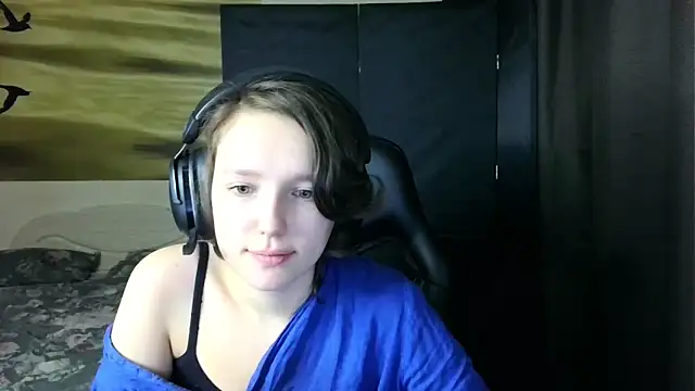 Snapshot of Diana-back chatting on 11-09-25, 03:10 Diana-back online show from 11-09-25, 03:10