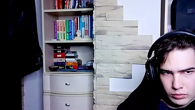 Snapshot of _Chris_Next_Door_ chatting on 10-08-25, 02:04  Chris Next Door  online show from 10-08-25, 02:04