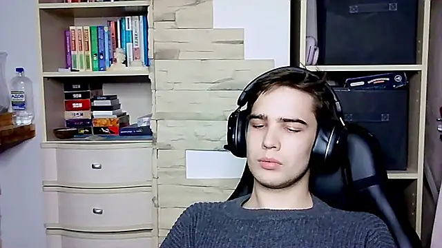 Snapshot of _Chris_Next_Door_ chatting on 10-13-25, 05:24  Chris Next Door  online show from 10-13-25, 05:24