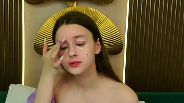 EvaSwen online show from 04-13-26, 06:08