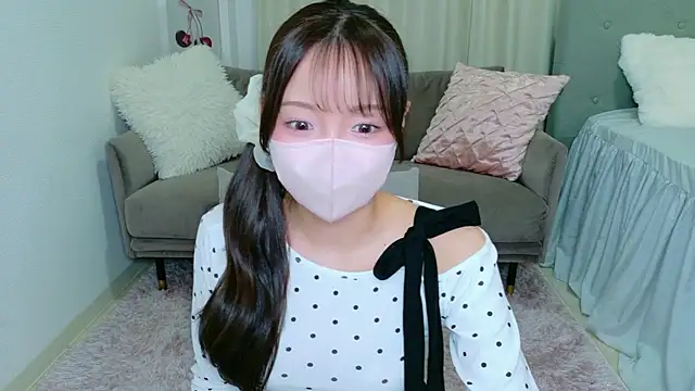 Seira  nn online show from 11-19-25, 01:22