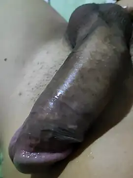 Snapshot of CDD021 chatting on 09-30-25, 01:05 CDD021 online show from 09-30-25, 01:05