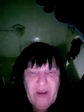 Apeesynka55211 online show from 12-04-25, 09:07