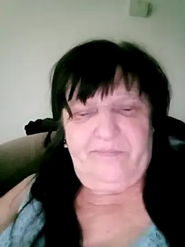 Apeesynka55211 online show from 04-08-26, 04:07