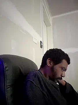 MrBigDickShow online show from 10-31-25, 04:02