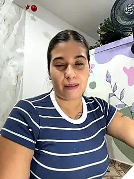 violeticafox online show from 12-18-25, 02:17