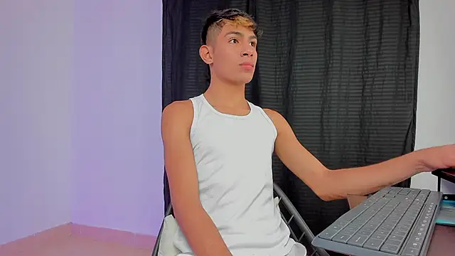 cherub  online show from 10-04-25, 01:36