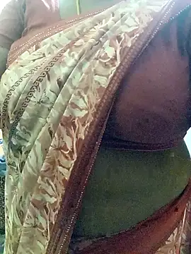 Snapshot of harinisree chatting on 12-04-25, 03:21 harinisree online show from 12-04-25, 03:21