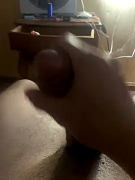 Snapshot of -bunny06 chatting on 10-17-25, 10:01 -bunny06 online show from 10-17-25, 10:01