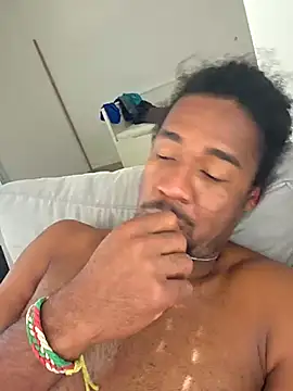 cracha online show from 09-29-25, 12:10