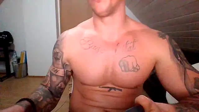 TheGreatWhite33 online show from 10-24-25, 04:20