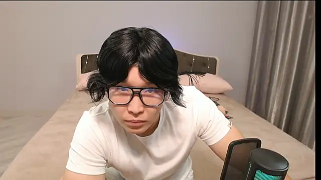 KaiChicken online show from 10-08-25, 09:56