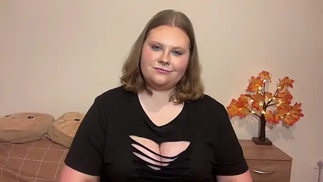 Snapshot of BriannaFlirty chatting on 11-16-25, 07:30 BriannaFlirty online show from 11-16-25, 07:30