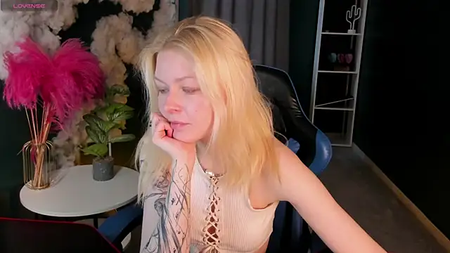 Callista a online show from 04-06-26, 03:04