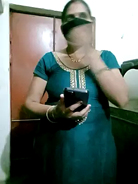Snapshot of Rasili_bhabhi10 chatting on 09-29-25, 04:12 Rasili bhabhi10 online show from 09-29-25, 04:12