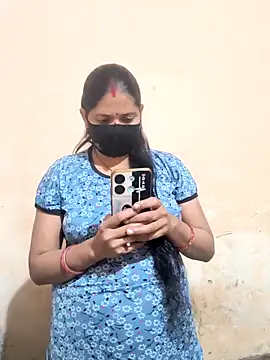 Snapshot of Rasili_bhabhi10 chatting on 12-18-25, 06:30 Rasili bhabhi10 online show from 12-18-25, 06:30