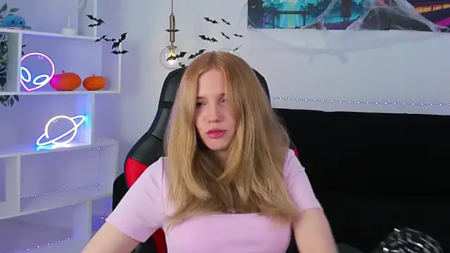 MelissaLiss online show from 10-25-25, 03:07