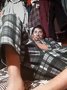 Snapshot of RAJV_ chatting on 10-22-25, 04:29 RAJV online show from 10-22-25, 04:29