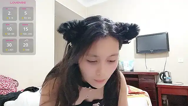 ST-Xiaoli520 online show from 10-19-25, 04:40
