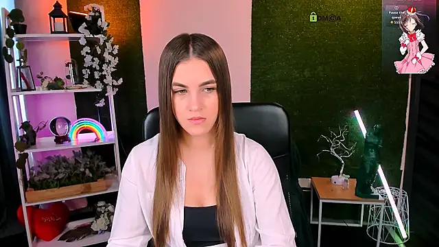 Snapshot of lina_fox12 chatting on 06-19-26, 12:20 lina fox12 online show from 06-19-26, 12:20