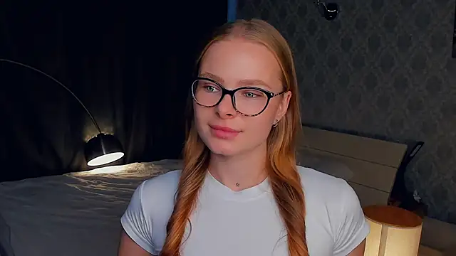 LibbyVenzeio online show from 10-18-25, 07:20