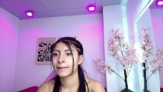 Gabriela milani online show from 04-30-26, 11:27