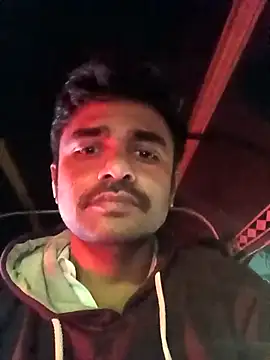 Snapshot of puneriboy32 chatting on 11-14-25, 04:17 puneriboy32 online show from 11-14-25, 04:17