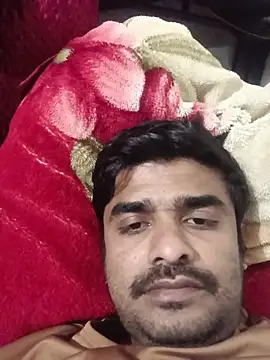 Snapshot of puneriboy32 chatting on 11-17-25, 06:24 puneriboy32 online show from 11-17-25, 06:24