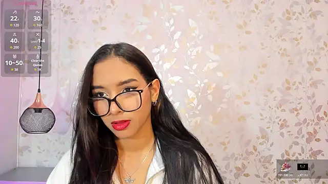 Snapshot of Luciaoregon chatting on 11-03-25, 12:50 Luciaoregon online show from 11-03-25, 12:50