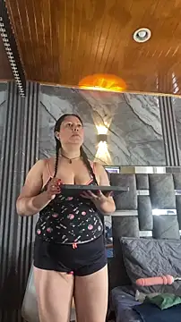 Snapshot of Marianasmitt chatting on 10-19-25, 11:44 Marianasmitt online show from 10-19-25, 11:44