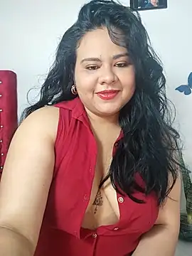 Snapshot of Tania_cruz_ chatting on 12-05-25, 08:05 Tania cruz online show from 12-05-25, 08:05