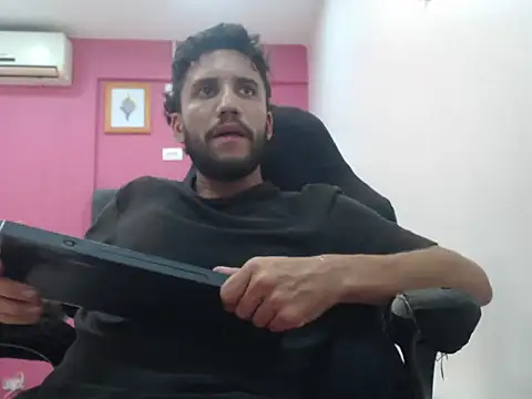 Juan FelipeX01 online show from 12-14-25, 12:38