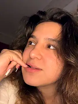 Snapshot of Luisaa_rosee chatting on 10-10-25, 03:44 Luisaa rosee online show from 10-10-25, 03:44