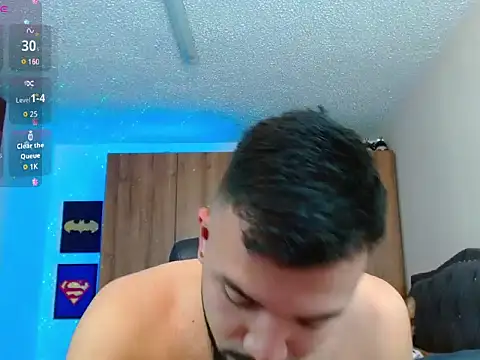 Snapshot of mathewv_ chatting on 12-05-25, 02:20 mathewv online show from 12-05-25, 02:20