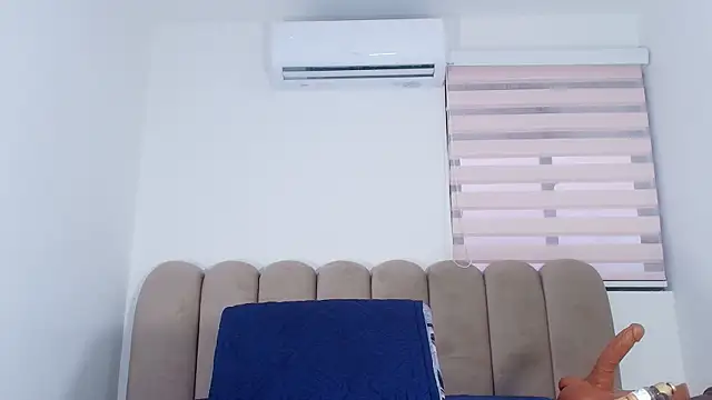 ashly mr online show from 12-20-25, 12:01