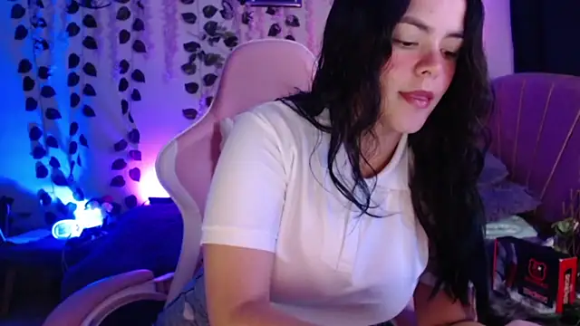 Chloe-laurent03 online show from 03-05-26, 09:44