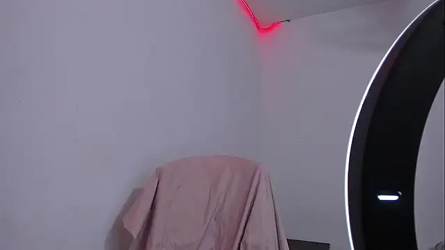 Lia0109 online show from 12-14-25, 08:09