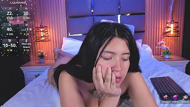 Emily Roberts9 online show from 03-06-26, 11:17