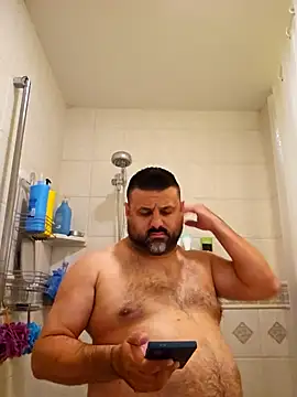 Roddog18 online show from 11-24-25, 05:51