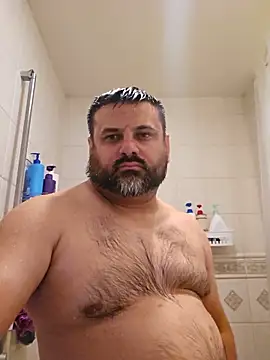 Snapshot of Roddog18 chatting on 06-06-26, 12:43 Roddog18 online show from 06-06-26, 12:43