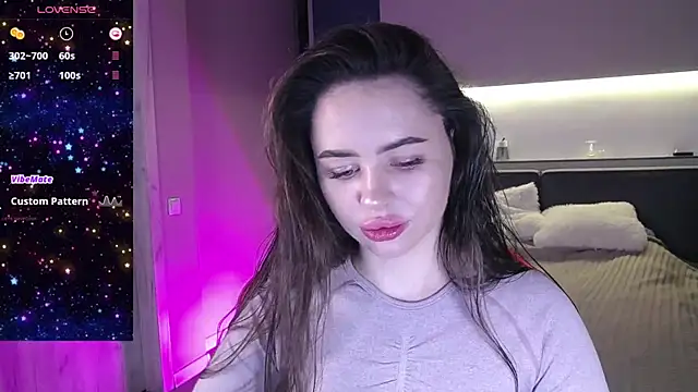 Snapshot of AlmaryKim chatting on 12-12-24, 02:22 AlmaryKim online show from 12-12-24, 02:22