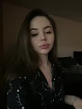 Snapshot of AlmaryKim chatting on 12-23-24, 11:17 AlmaryKim online show from 12-23-24, 11:17