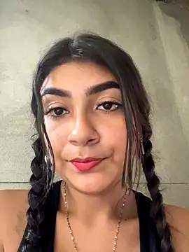 Snapshot of Sweed-virgin-pussy chatting on 11-13-25, 03:00 Sweed-virgin-pussy online show from 11-13-25, 03:00