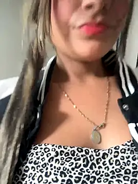 Snapshot of Sweed-virgin-pussy chatting on 11-22-25, 04:50 Sweed-virgin-pussy online show from 11-22-25, 04:50